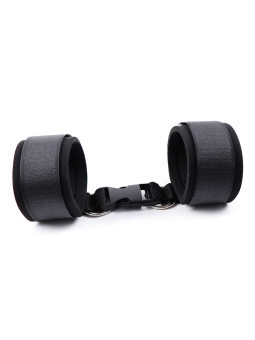 ESPOSAS NEOPRENO SUAVES CON CIERRE SEGURO DE LA MARCA OHMAMA FETISH