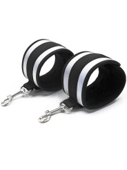 ESPOSAS DE NEOPRENO GRIS CON ENGANCHES METÁLICOS DE LA MARCA OHMAMA FETISH