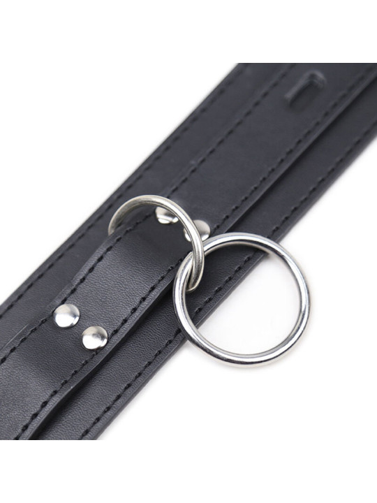 COLLAR FETICHISTA CON 3 ANILLAS AJUSTABLE DE LA MARCA OHMAMA FETISH