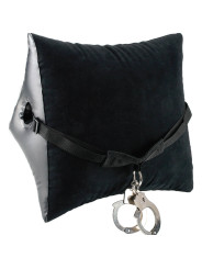ALMOHADA HINCHABLE MASTER CON ESPOSAS Y MÁSCARA DE LA MARCA FETISH FANTASY SERIES