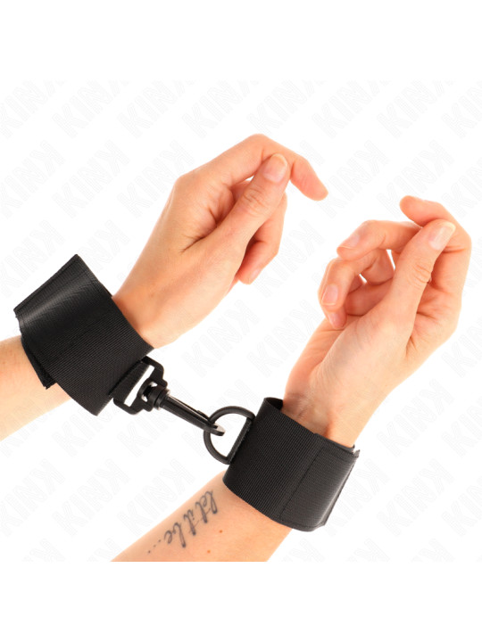 MUÑEQUERAS BDSM NYLON NEGRO KINK - CONTROL Y ESTILO DE LA MARCA KINK WRIST RESTRAINT